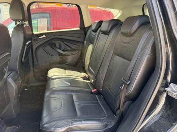 Ford Kuga - 9