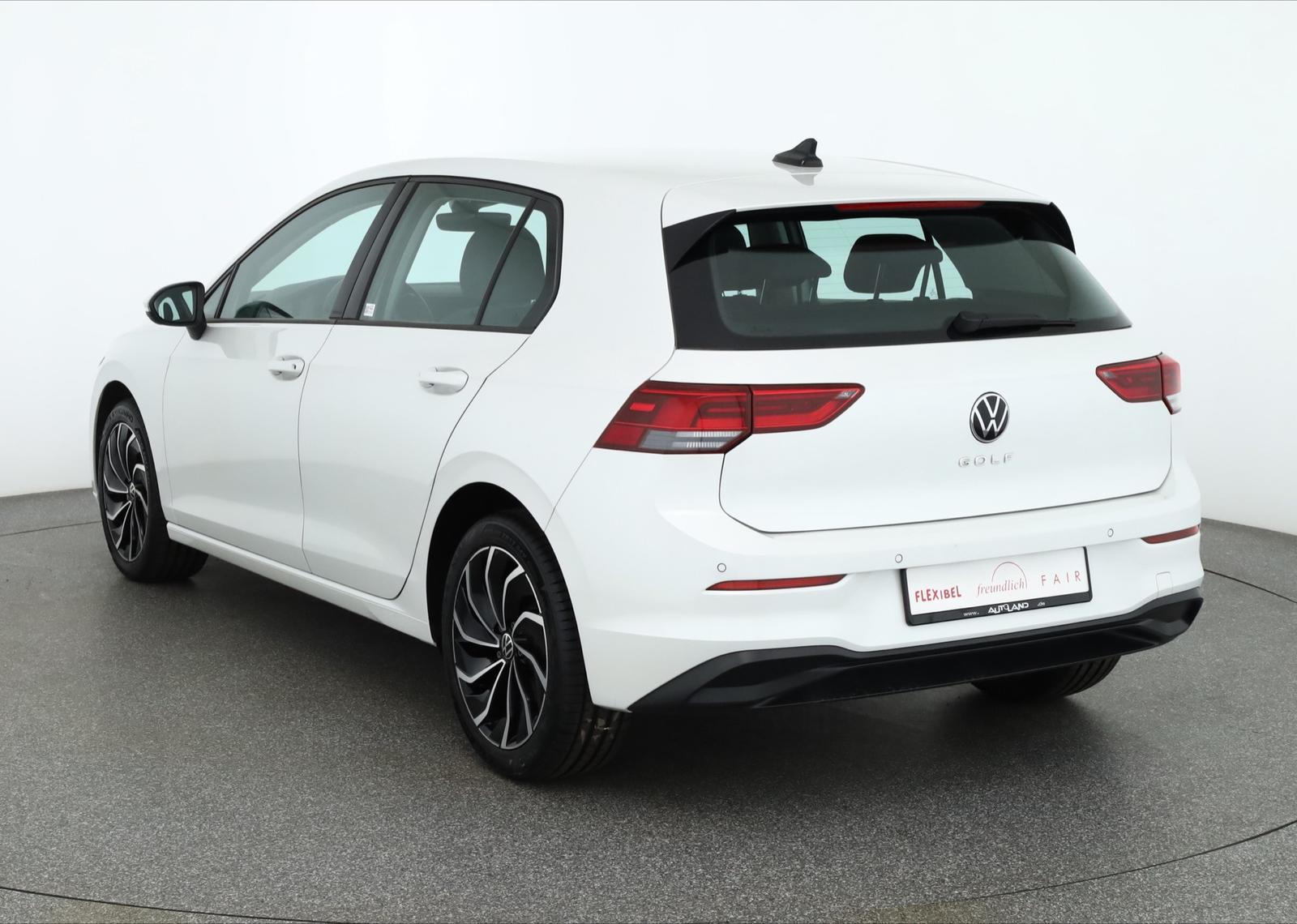 Volkswagen Golf VIII 1.5 TSI Life LED Sitzheizung ACC, миниатюра 3