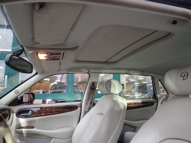 Fahrzeugabbildung Jaguar XJ Daimler 4.0 Leder e-Sitze Alarm Klima el.SP e