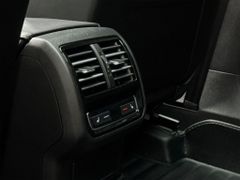 VW Passat Highline RLine Leder Pano 190 R-Line