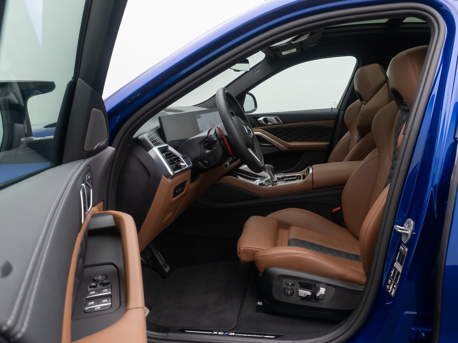 Fahrzeugabbildung BMW X6 M Competition DAB Massage 360&deg; SoftClose Voll
