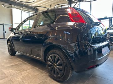 MYAUTOCENTER – Gebraucht- und Jahreswagen mit Werkstattservice in Pfaffenhofen Fiat Grande Punto 1.2 8V Dynamic *TÜV:927*