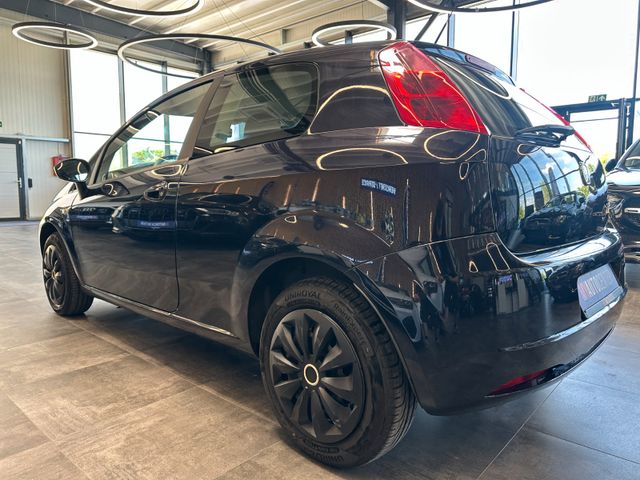 MYAUTOCENTER – Gebraucht- und Jahreswagen mit Werkstattservice in Pfaffenhofen Fiat Grande Punto 1.2 8V Dynamic *TÜV:927*