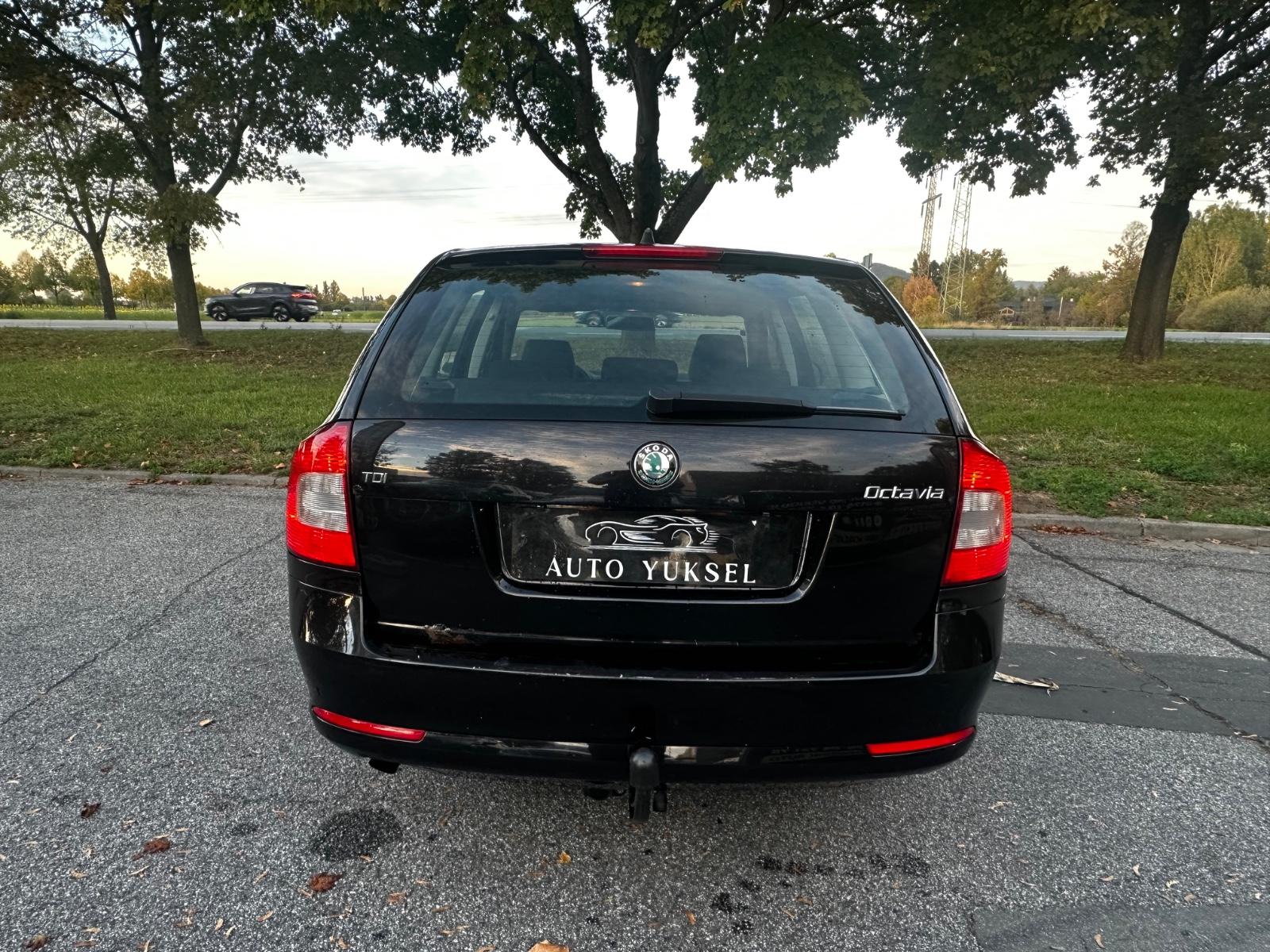 Skoda Octavia 2011 — photo 6