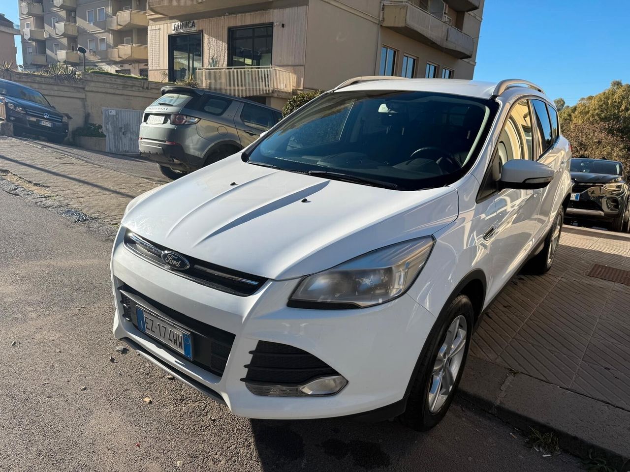 Ford Kuga - 1