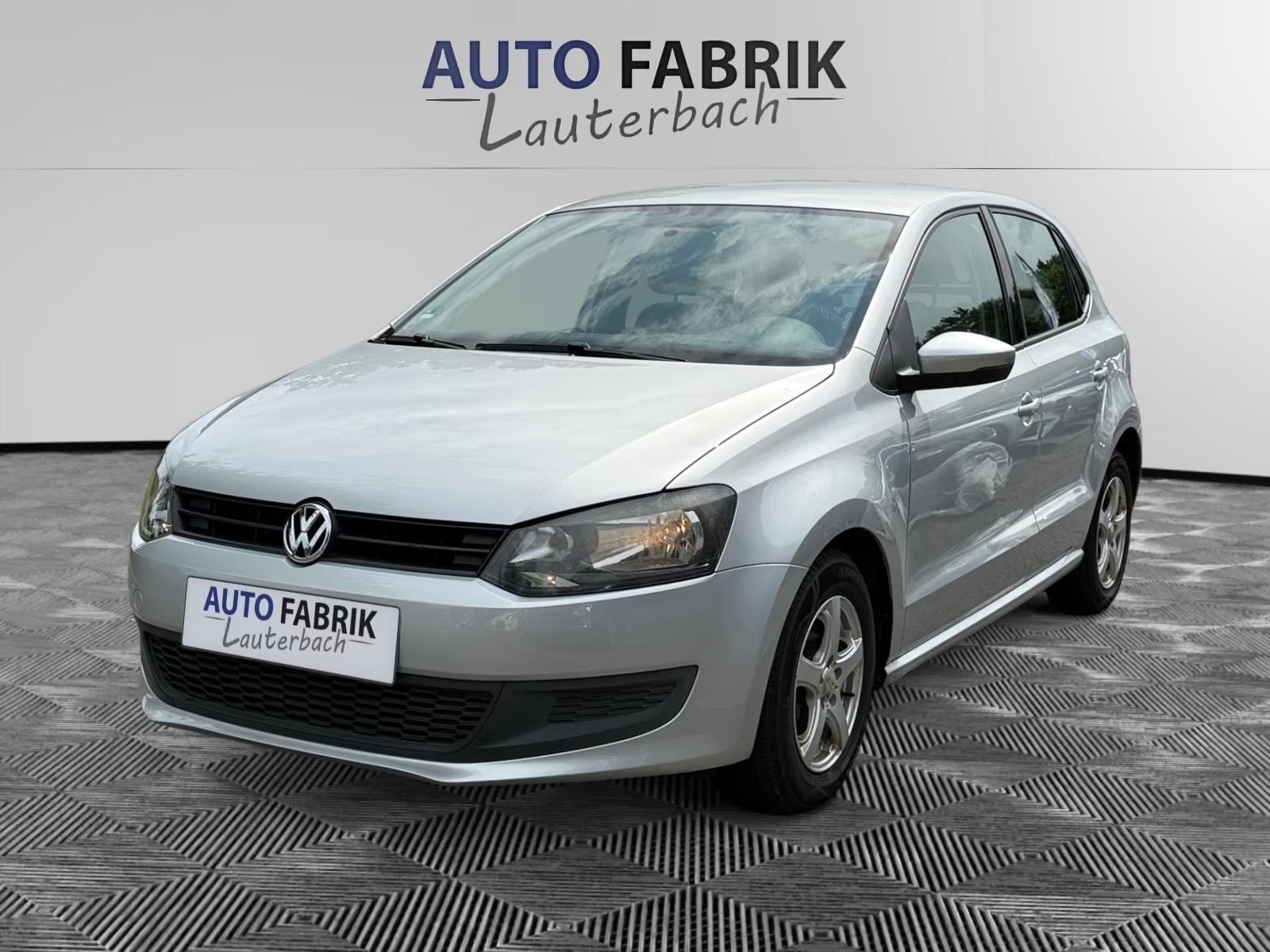 Volkswagen Polo V Trendline-1.HAND-SCHECKHEFT-KLIMA