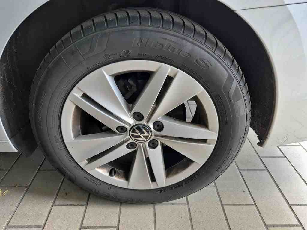 Volkswagen Golf - Bild 11