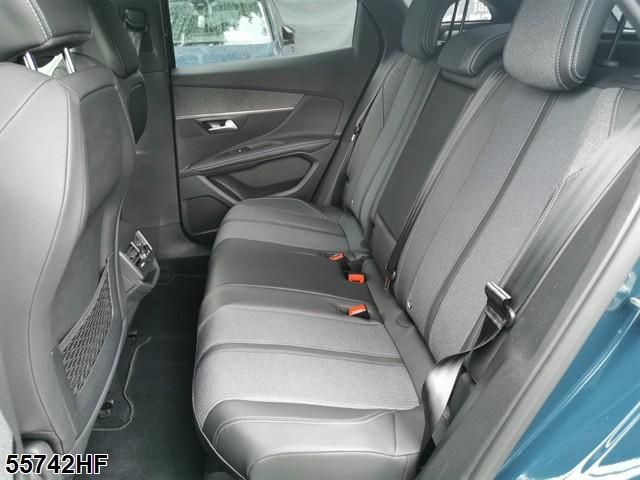 Fahrzeugabbildung Peugeot 3008 1.2 PureTech 130, GT