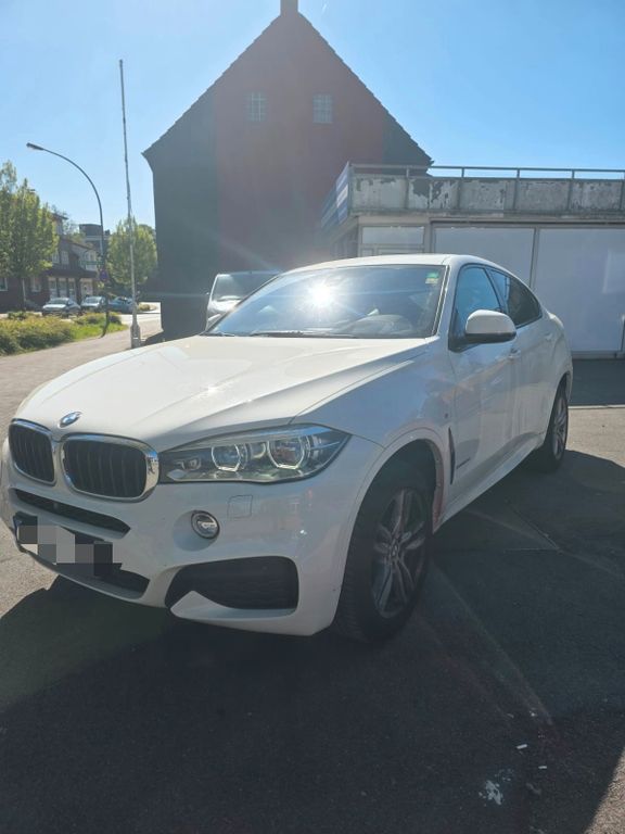Image of BMW X6