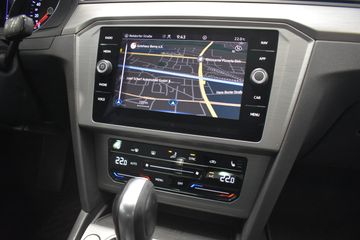 Volkswagen Passat - 6