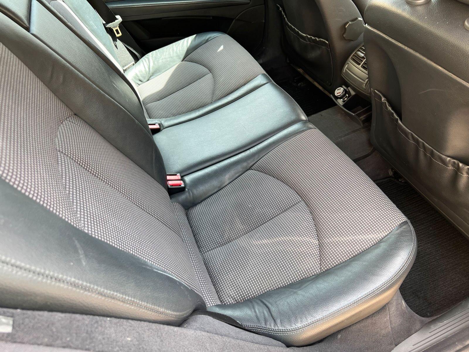 Mercedes-Benz E270 2004 — photo 9