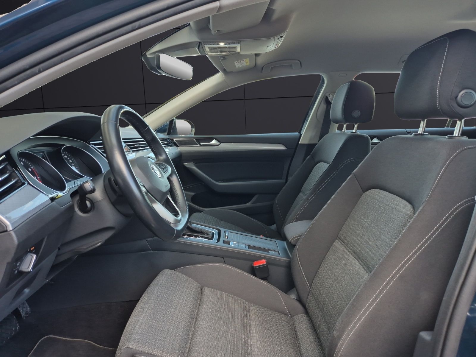 Fahrzeugabbildung Volkswagen Passat Variant TSI Business DSG Matrix Navi ACC