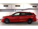 Volkswagen Passat Variant 2.0 TDI DSG 4M R-Line*AHK*PANO - rote Volkswagen Passat Variant