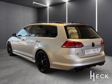 Volkswagen Golf - 7
