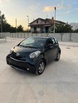 Toyota iQ diesel - schwarze Toyota IQ
