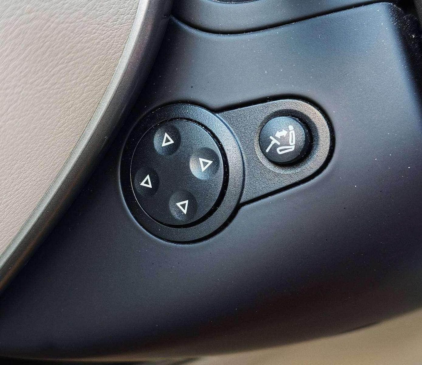 Volkswagen Phaeton TÜV Neu Kamera Navi Sitzheiz. LEDER Xeno