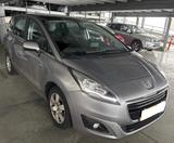 Peugeot 5008 1.2 / PureTech 130 Active /AHK/PDC/PANO/UVM - Peugeot 5008 Active mit Benzin-Antrieb
