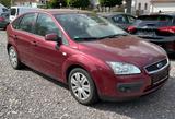 Ford Focus Lim. Ghia Klimaa. 2.0 - Ford: Ghia