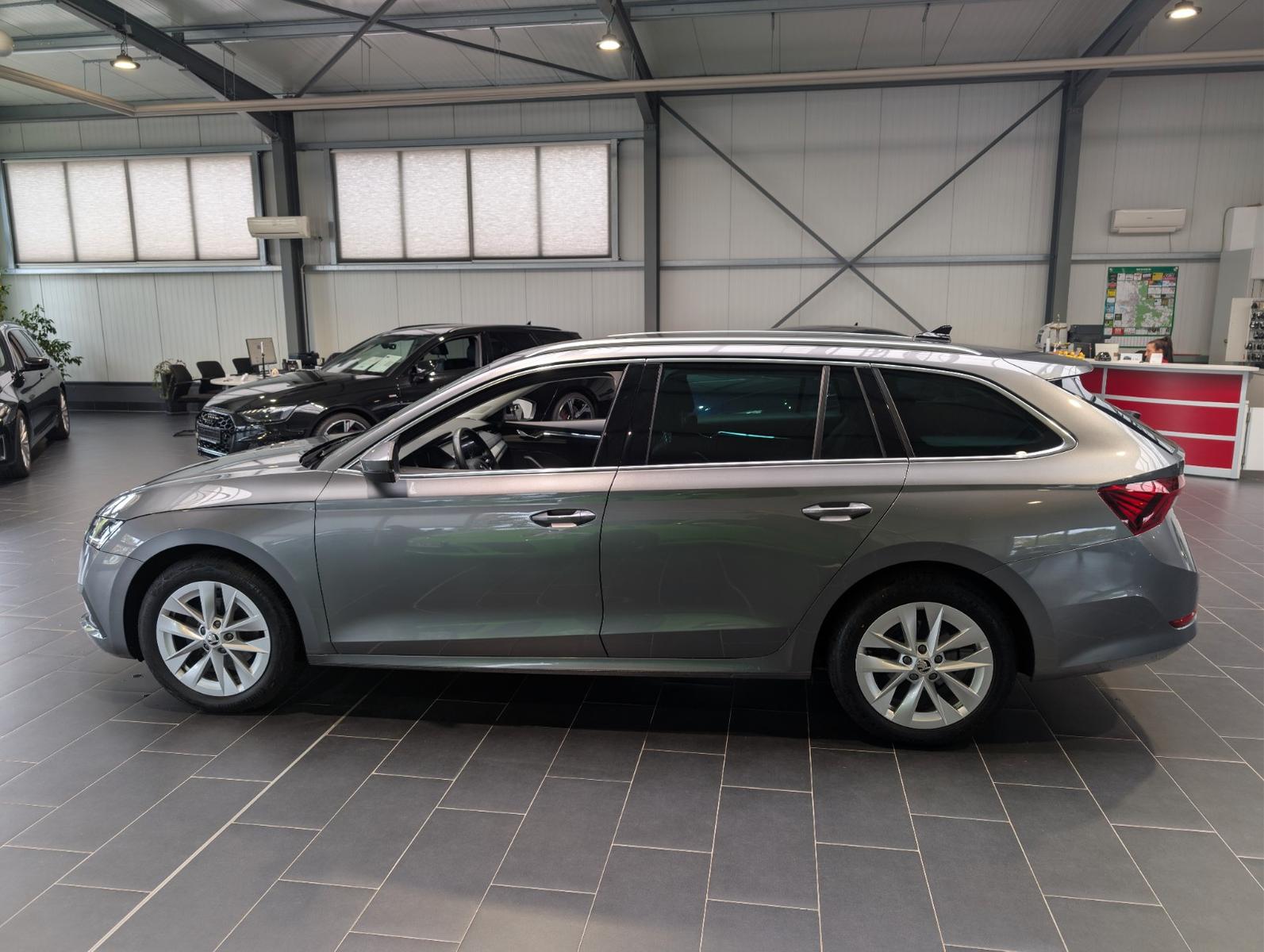 Skoda Octavia Combi 2.0 TDI DSG Style 1.Hand, миниатюра 7