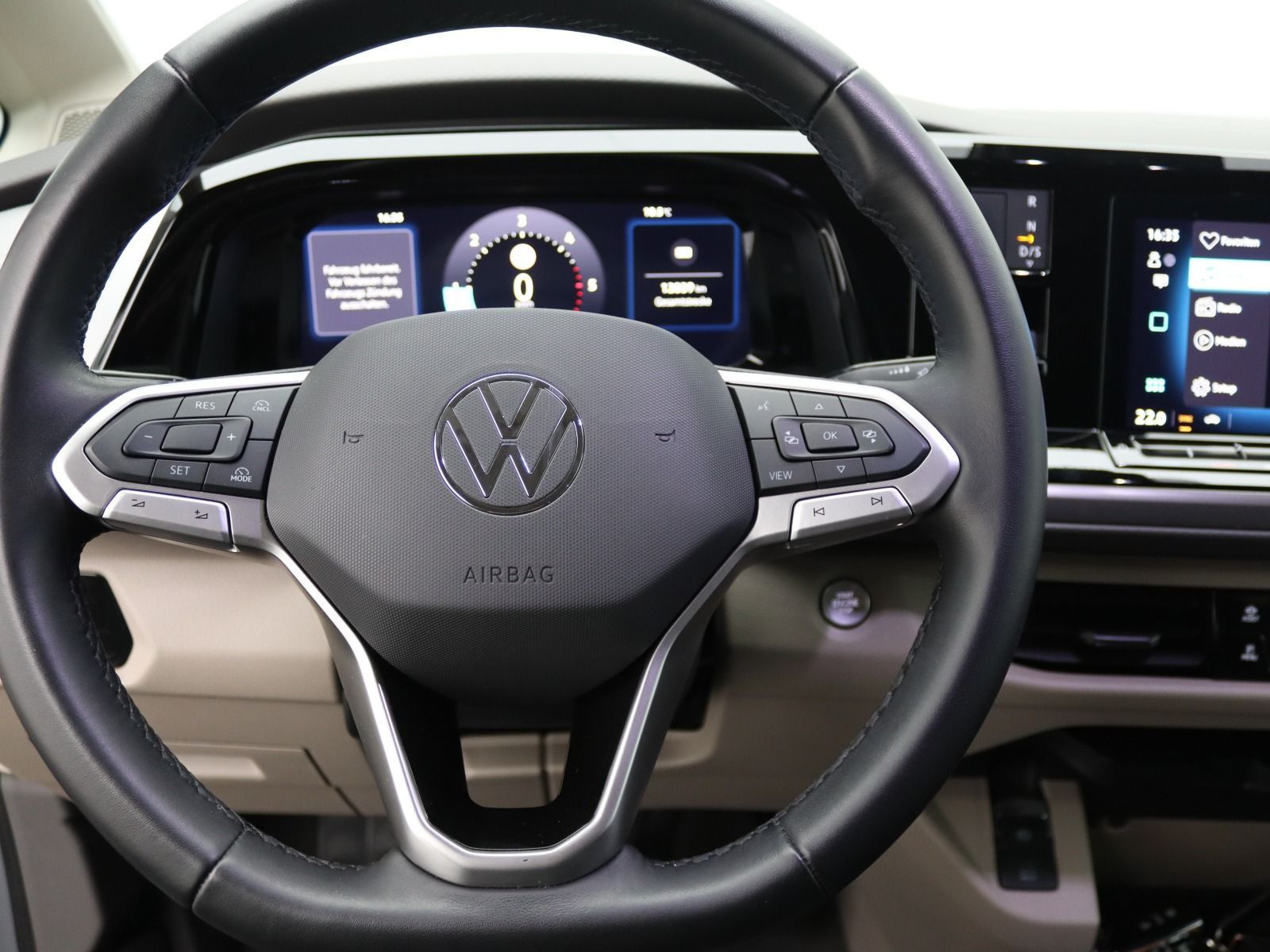 Volkswagen T7 Multivan - Bild 11