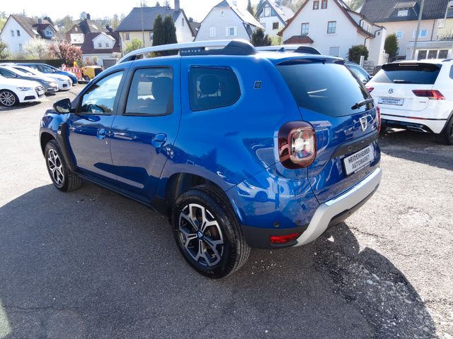 Fahrzeugabbildung Dacia Duster II Celebration/4x4/1.Hd/Navi/Kamera