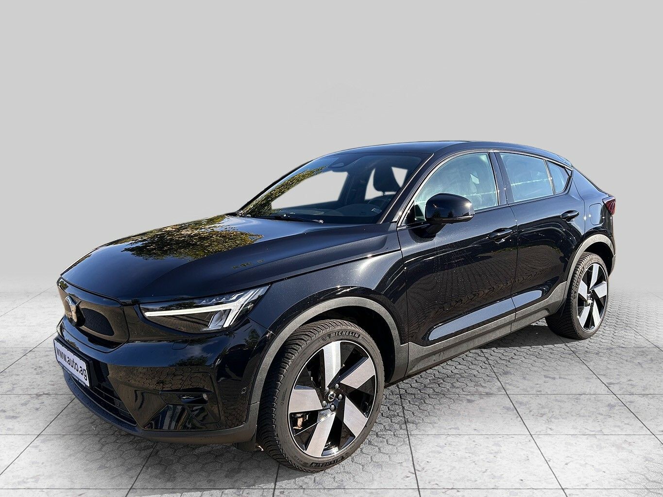 Volvo C40 Ultimate Recharge Pure Electric AWD imagem 2