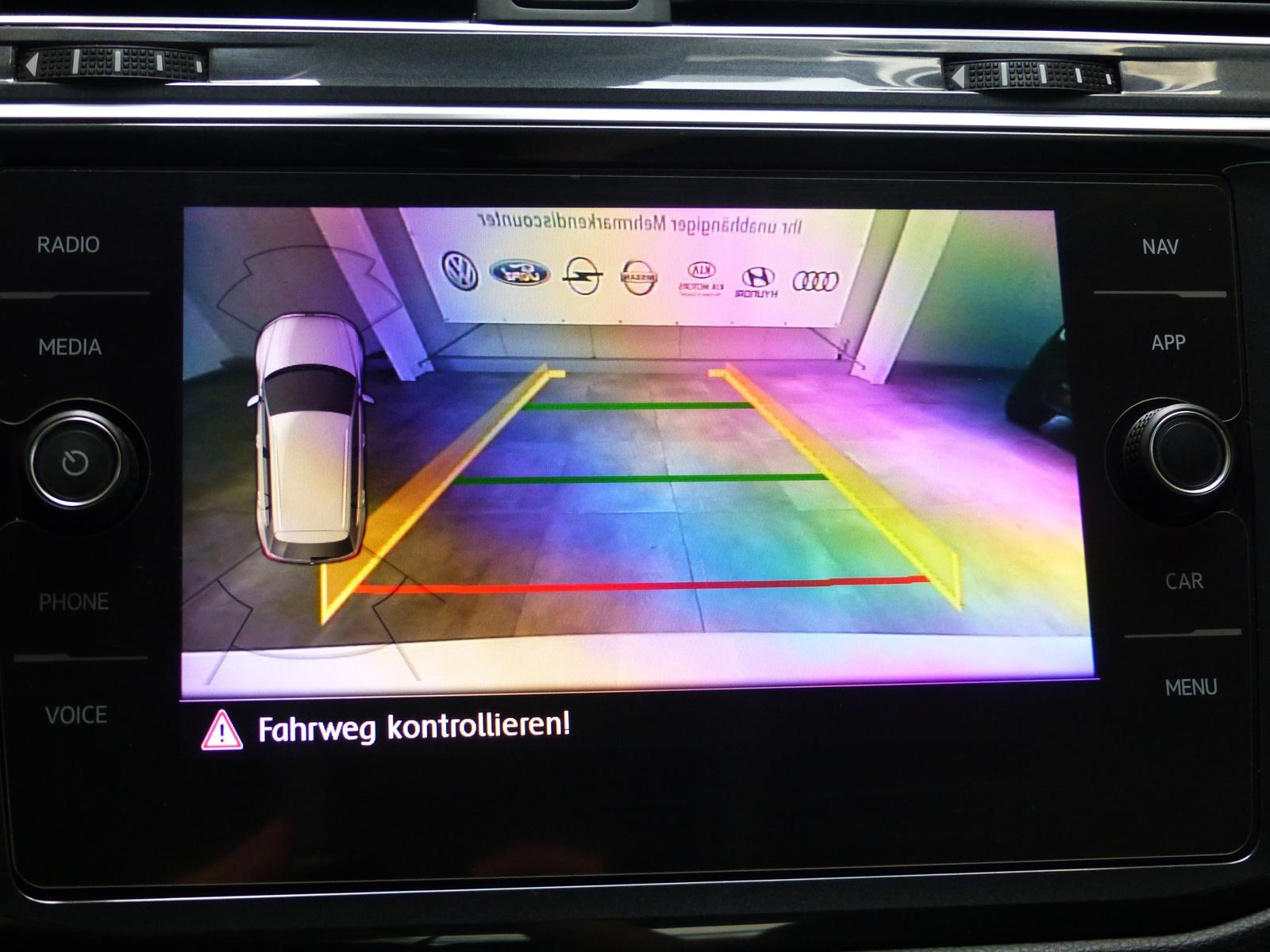 Volkswagen Tiguan Highline AHK+Leder+Memory+4xShzg+LED+ACC, миниатюра 16