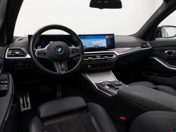 Fahrzeugabbildung BMW M340d xDr Hi-Fi M Sportfahrwerk Comfort Paket
