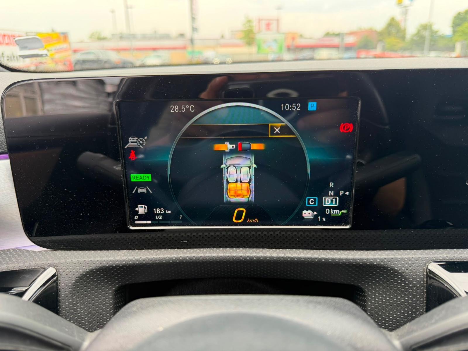 Mercedes-Benz A 250e AMG-Line Hybrid Automat Navi LED