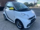 Smart ForTwo fortwo cabrio Edition Boconcept 62 kW - Smart ForTwo in Wiesbaden