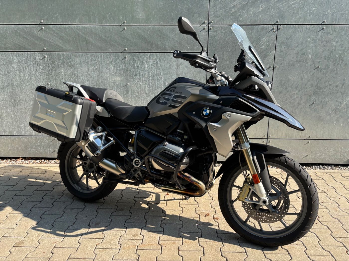 Fahrzeugabbildung BMW R 1200 GS Exclusive 3 Pakete TFT Seitenkoffer