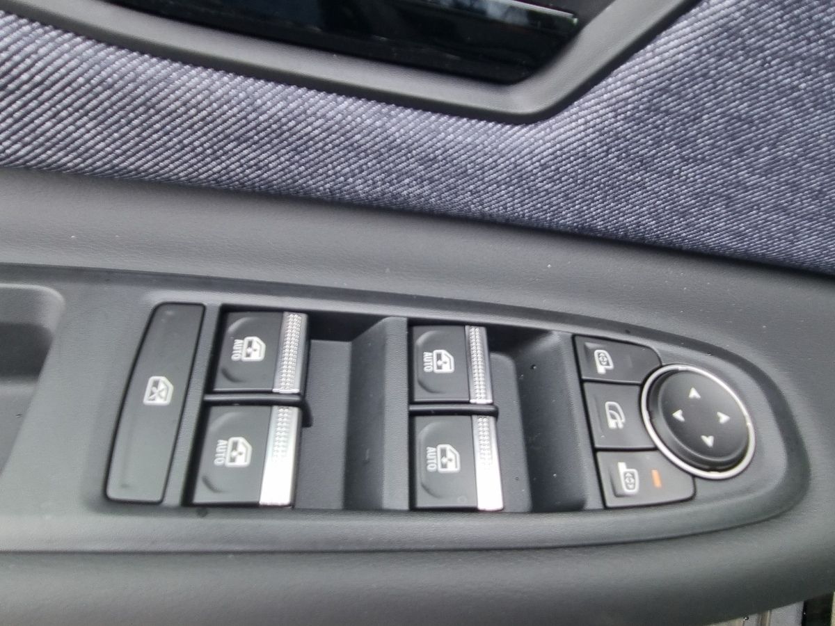 Fahrzeugabbildung Renault R 5 E-Tech elektrisch Techno 120 Urban Range