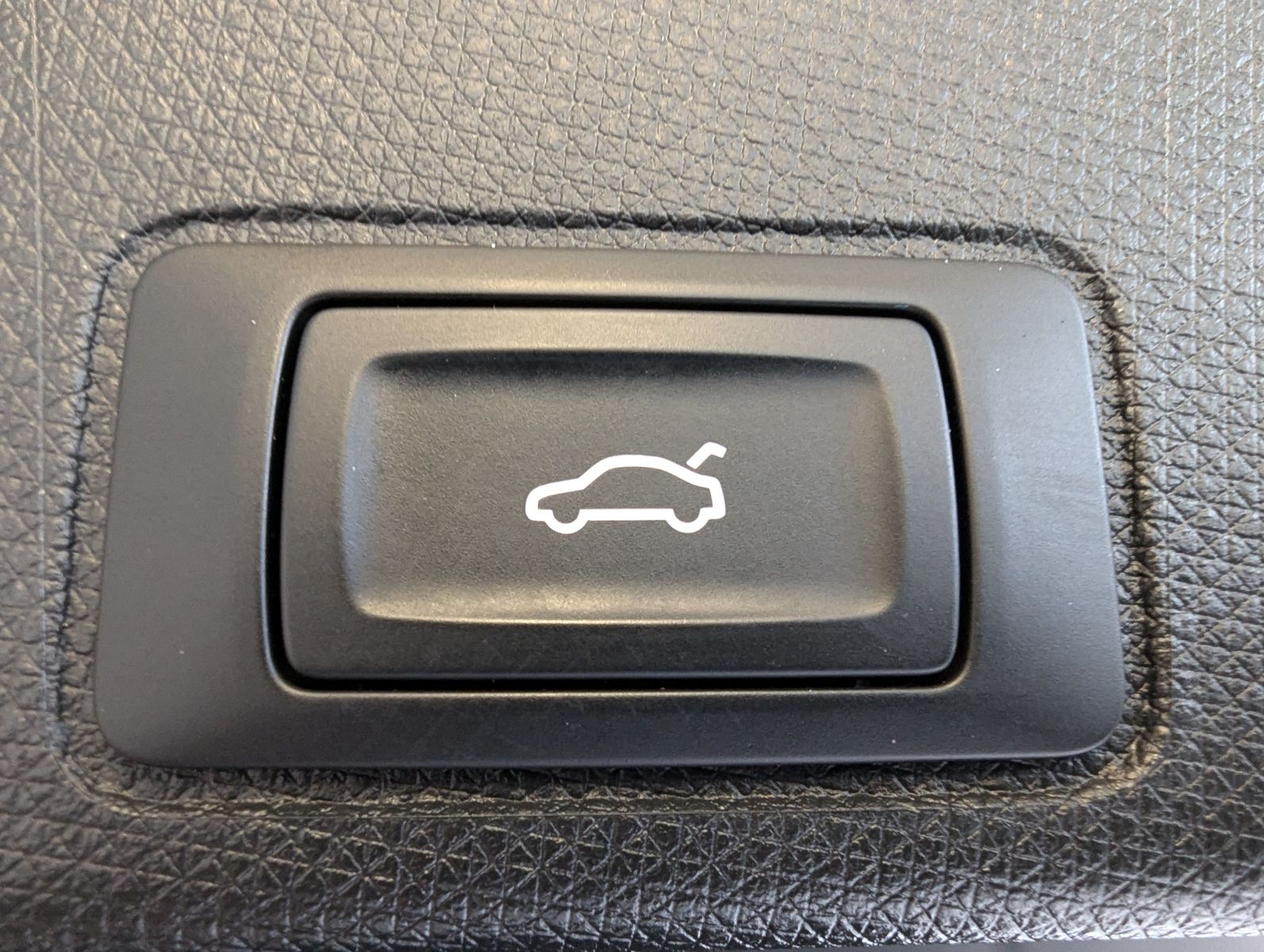 CUPRA Terramar 1.5eTSI HUD DCC Matrix Pano Sennh. 20" - Image 18