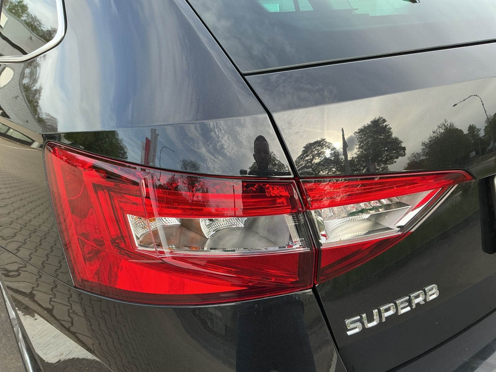 Skoda Superb - Bild 17