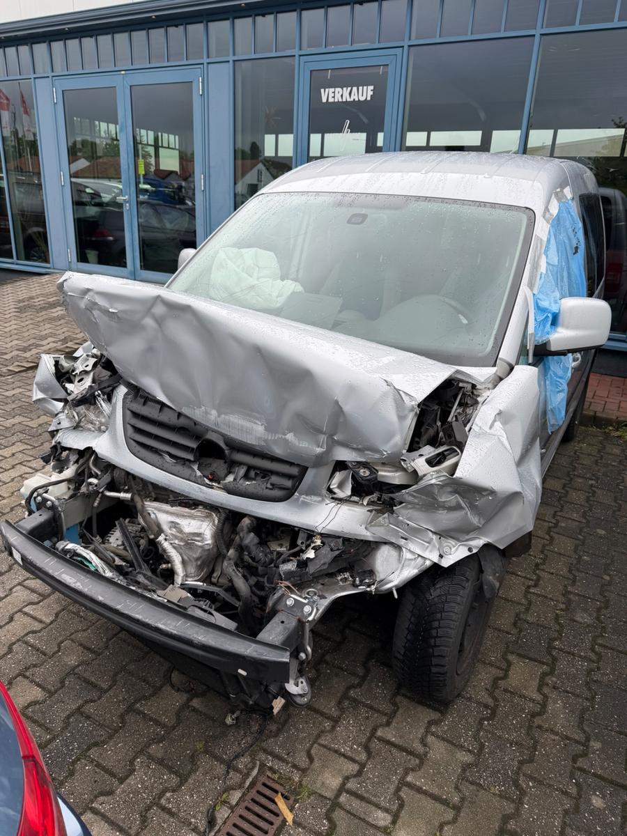 Volkswagen Caddy Life Gewinner Caddy Unfallschaden