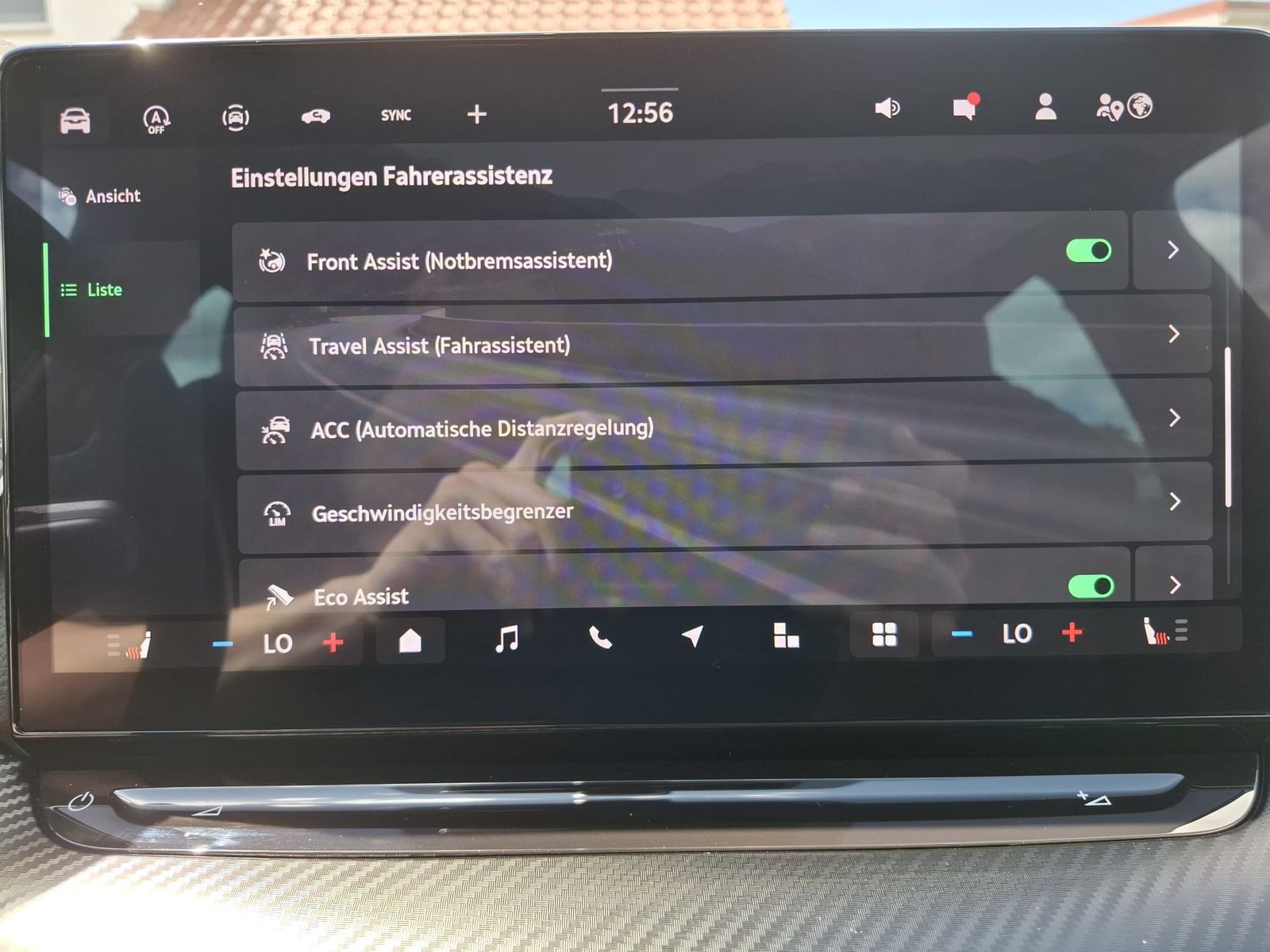 Fahrzeugabbildung SKODA Octavia 1.5 DSG Sportline PANO*MATRIX*AHK*5J.GAR