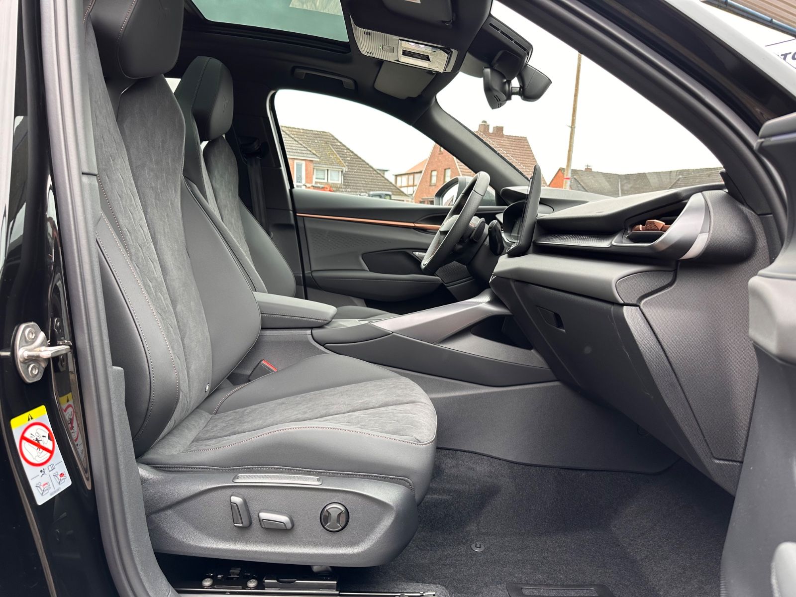 Fahrzeugabbildung CUPRA Terramar VZ 2.0 TSI 4Dr DSG Matrix/Pano/AHK/ACC