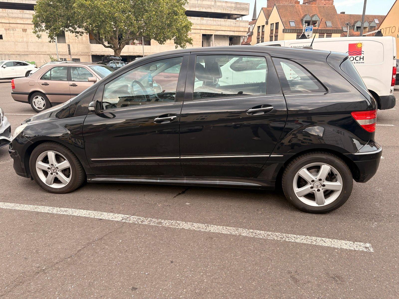 Mercedes-Benz B180 2005 — photo 8
