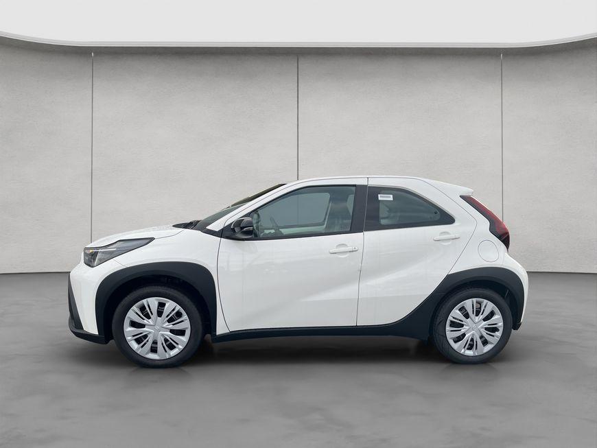 Toyota Aygo X 1,5 Hybrid Pure