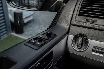 Fahrzeugabbildung Volkswagen T5 Multivan|BI-XENON|SHZ|KAMERA|PDC