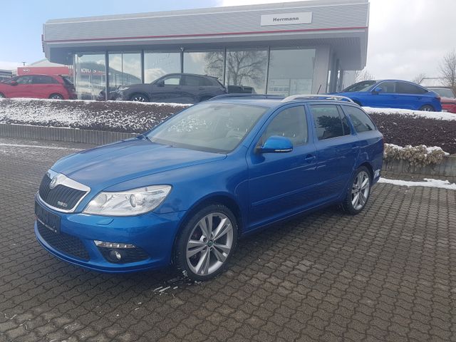 Skoda Octavia Combi RS 2.0 TFSI NAVI XENON PDC SITZH