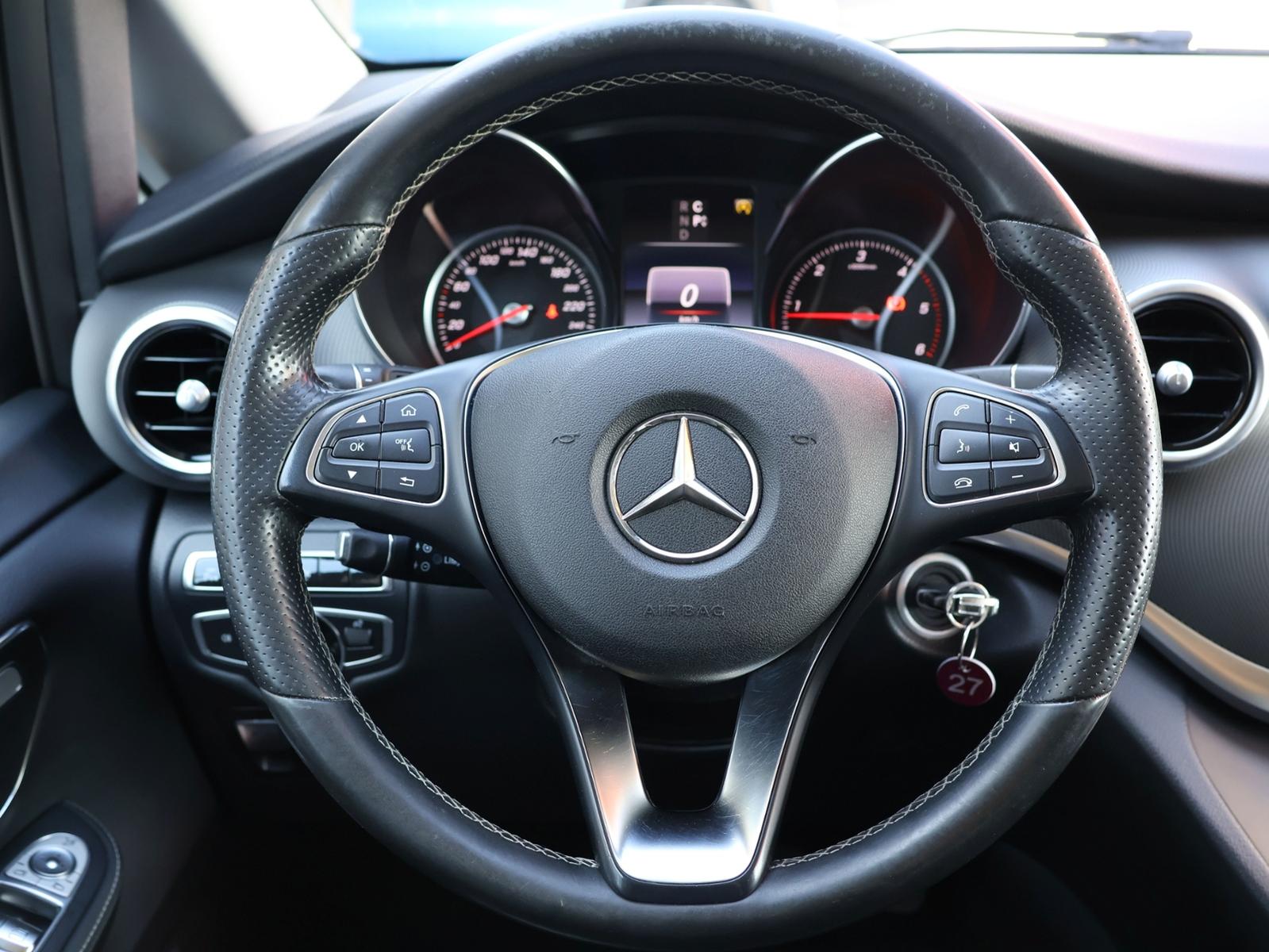 Mercedes-Benz V 250 d AVANTGARDE EDITION 4MATIC lang