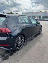 Volkswagen Golf 1.4 GTE TSI DSG SHZ HYBRID - mit Hybrid-Antrieb: Schwarz, Dachreling