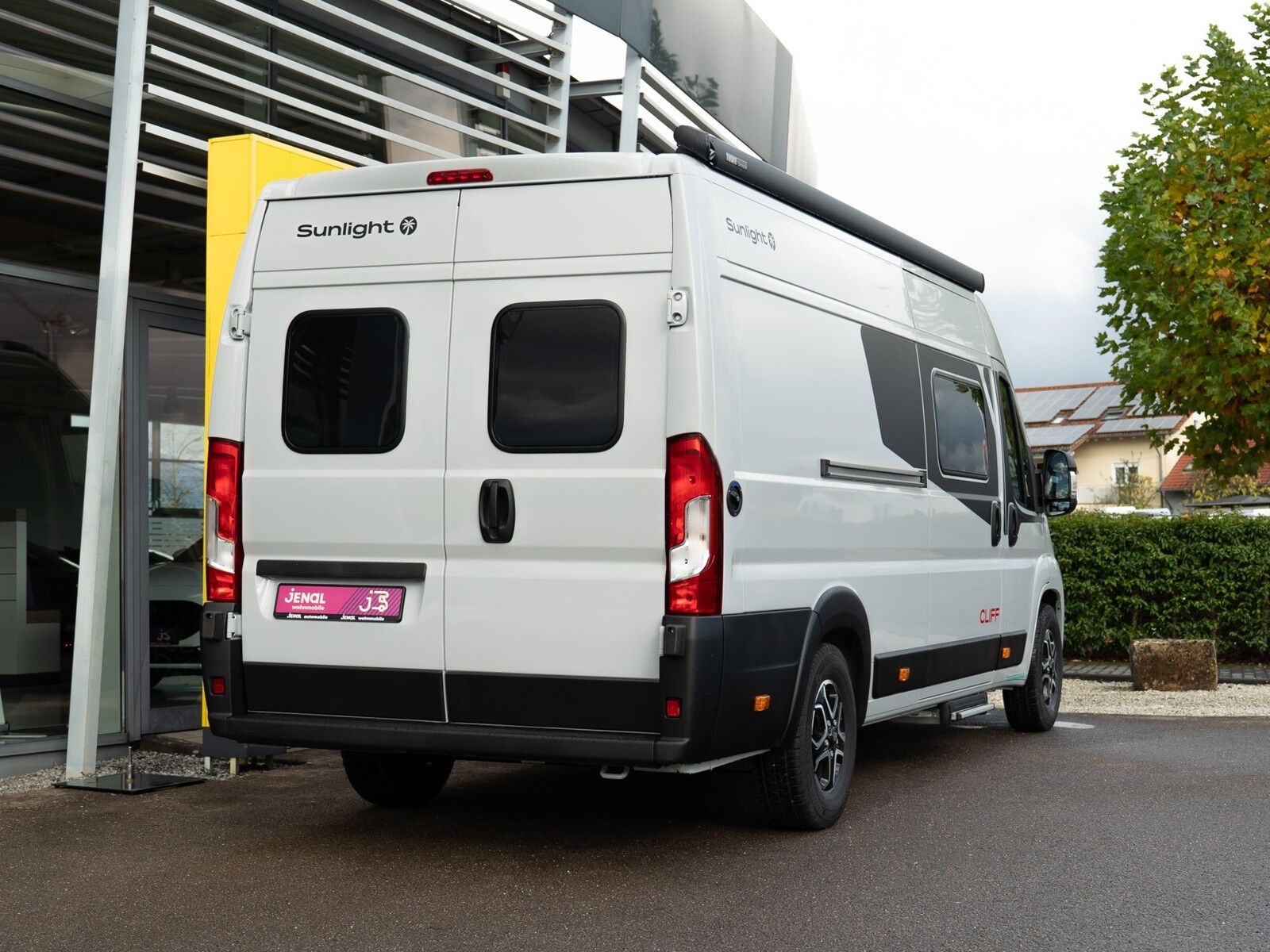 Fahrzeugabbildung Sunlight Cliff X 640 MJ26*Schwenkbad*Automatik*Panorama*