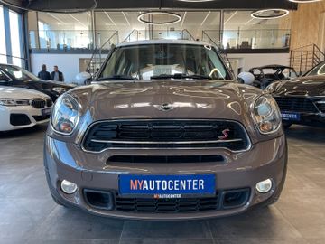 MINI Cooper SD Countryman *PANO*PDC*NAVI*BI-XENON*