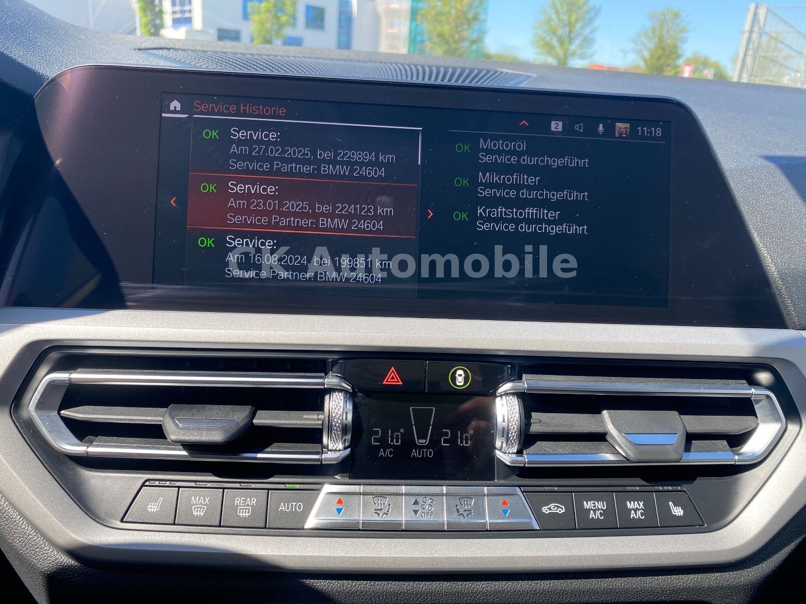 Fahrzeugabbildung BMW 318d Touring Advantage/LiveCockpit/Navi/Laser/AH