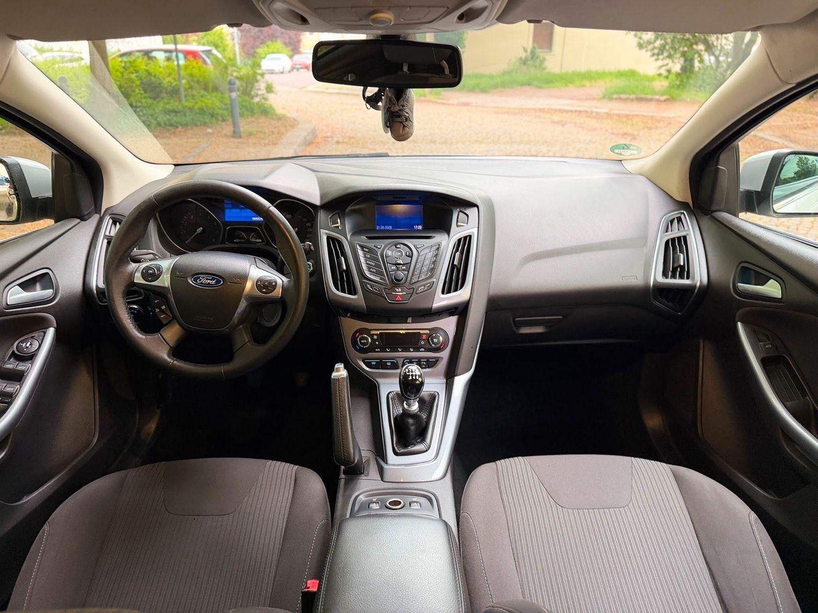 Ford Focus 2013 — photo 5