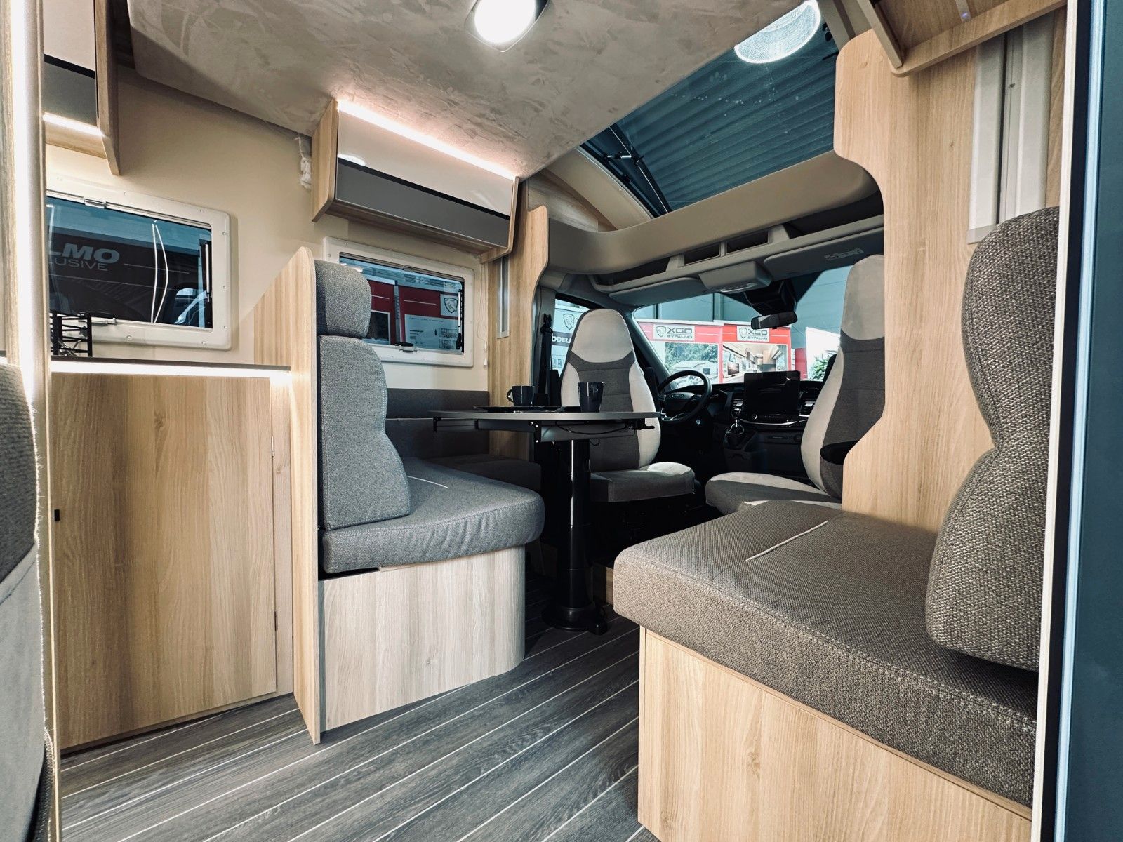 Fahrzeugabbildung NobelART T-5000 - Modell 2026