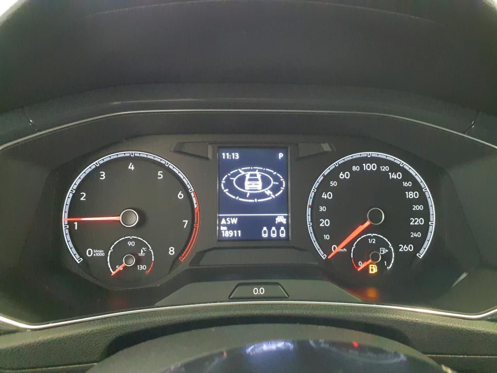 Volkswagen T-Roc Sport 1.5 TSI 110kW DSG AHK*RFK*PDC*Tempo