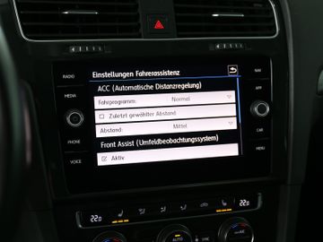 Volkswagen Golf Variant 1.5TSI ACC NAVI ERGO KAMERA AHK